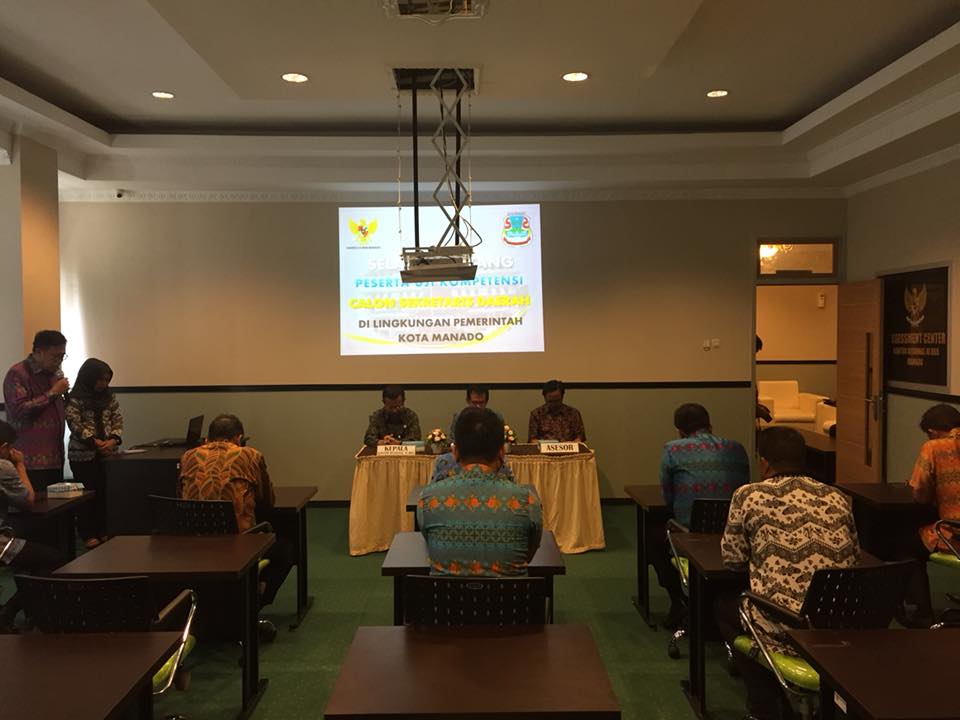 Para Calon JPT Sekretaris Daerah Kota Manado melaksanakan Assessment di BKN Kanreg IX Manado 79ases2018.jpg